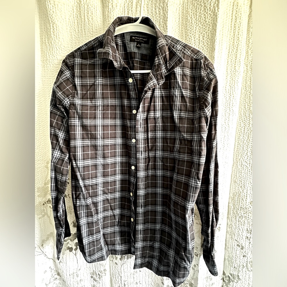 ❤️BANANA REPUBLIC SIZE LARGE BUTTON DOWN